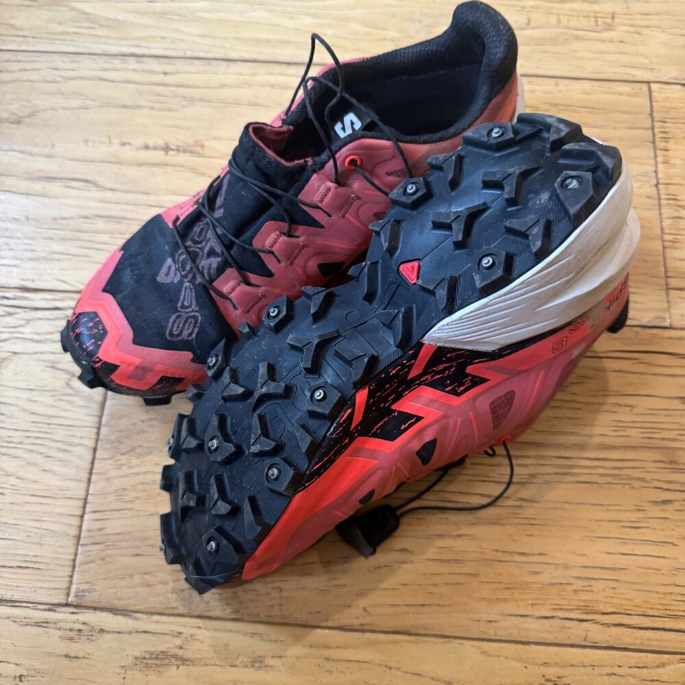 Salomon Spike-Cross